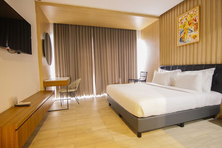Room 12 of 73