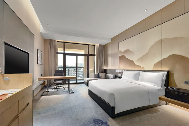Room 6 of 58