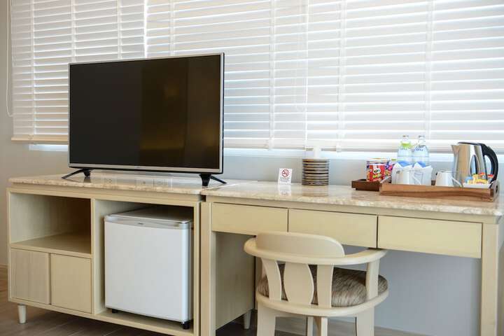 Room 13 of 108
