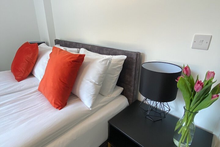 Room 48 of 141