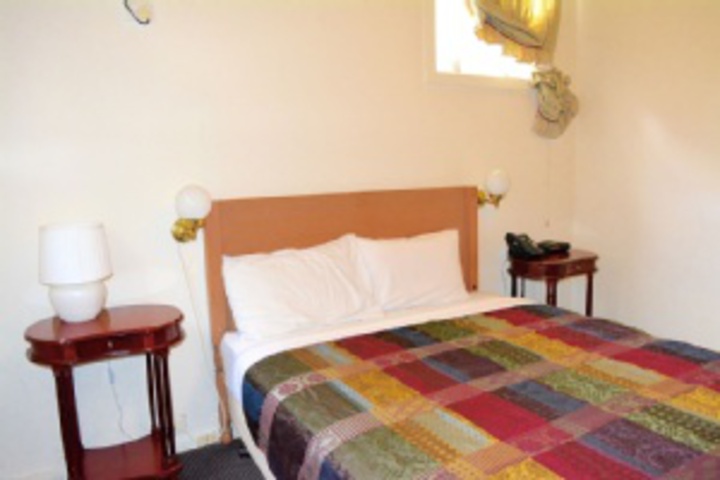 Room 320 of 768