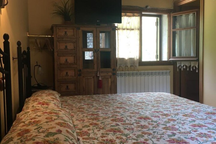 Room 15 of 49