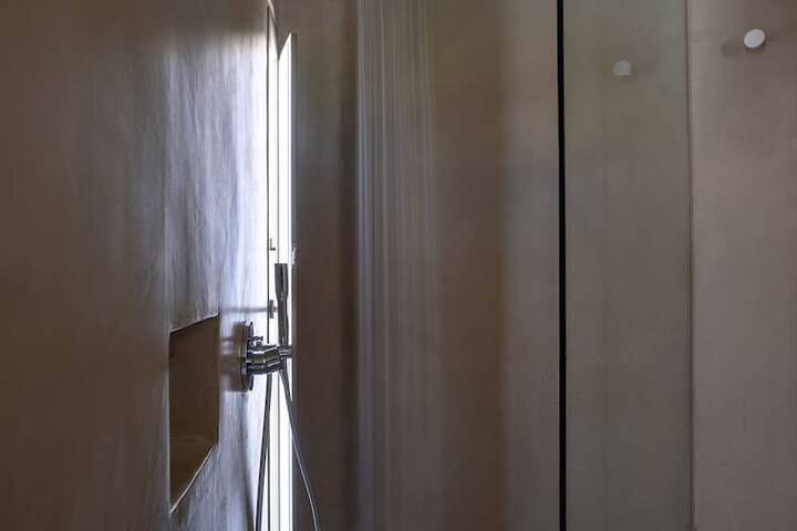 Room 48 of 54