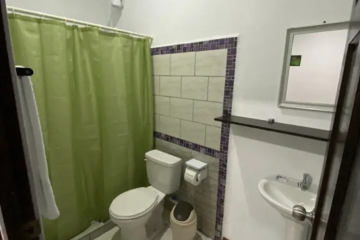 Room 9 of 17