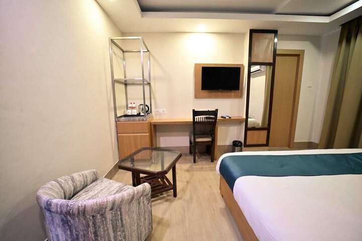 Room 21 of 52