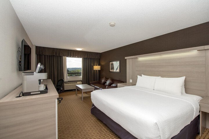 Room 4 of 41