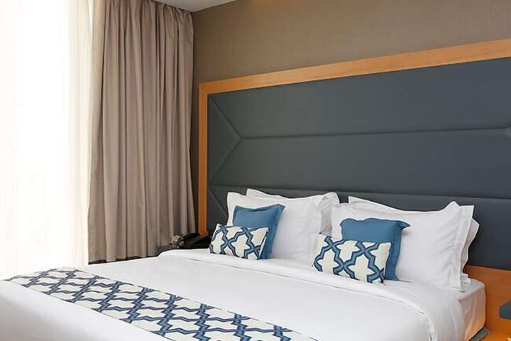 Room 28 of 50