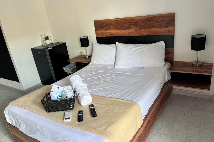 Room 68 of 108