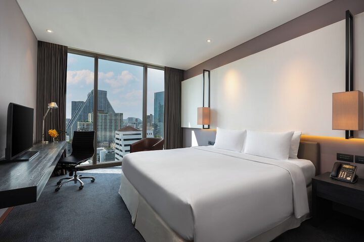 Room 21 of 122