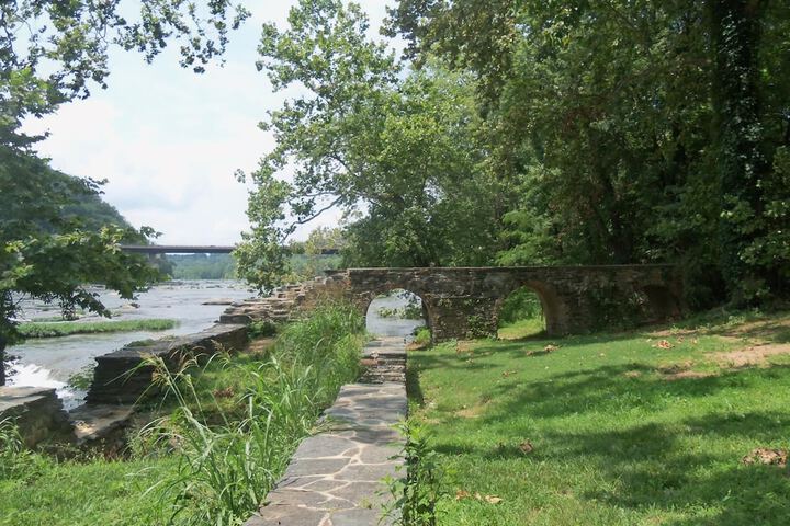 Property Grounds 32 of 38