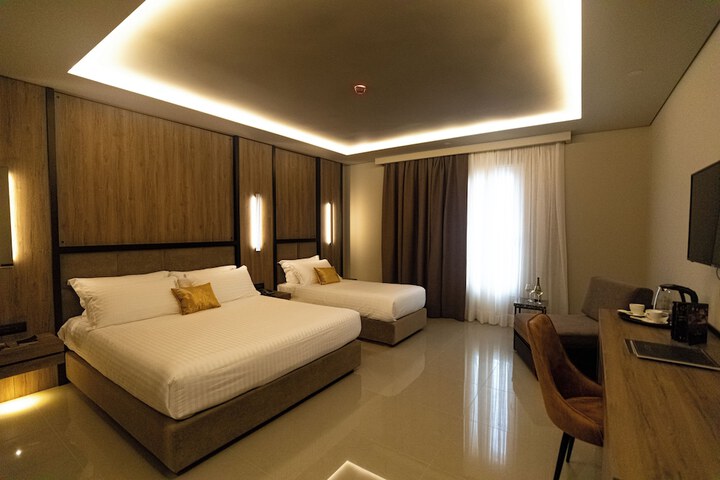 Room 8 of 29