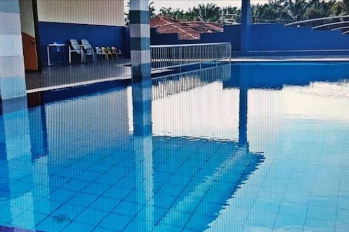 Hotel Pool