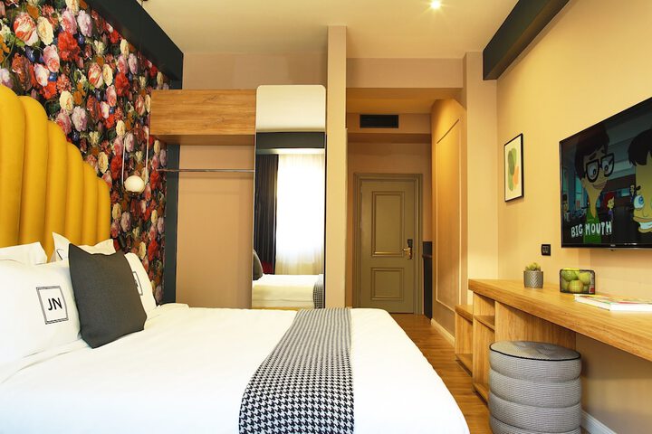 Room 19 of 50