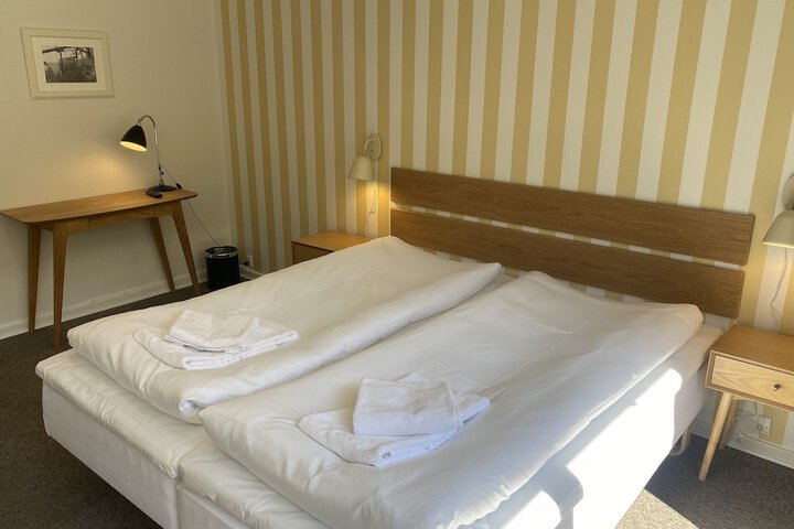 Room 8 of 46