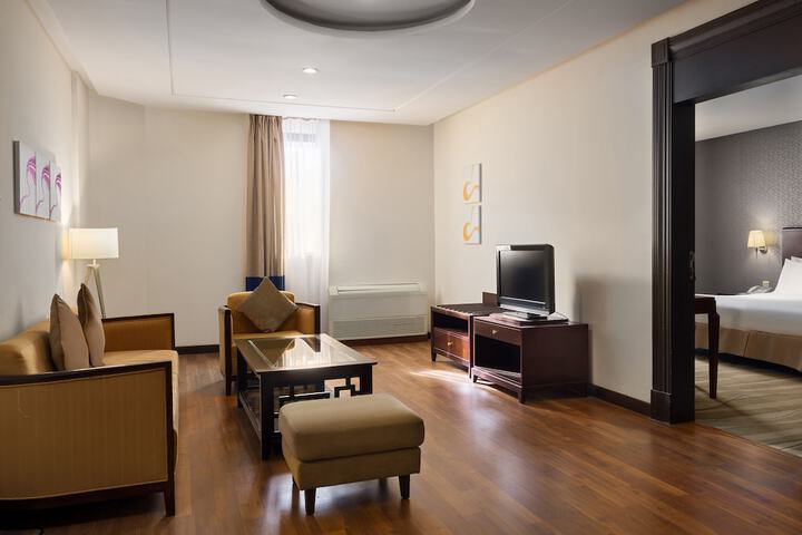 Room 22 of 39
