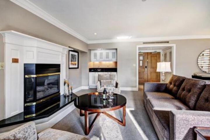 Suite 538 of 547