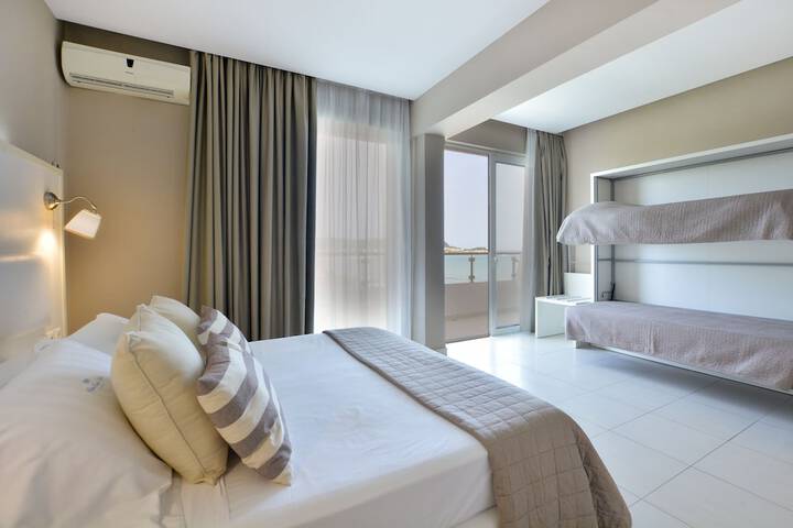 Room 47 of 108