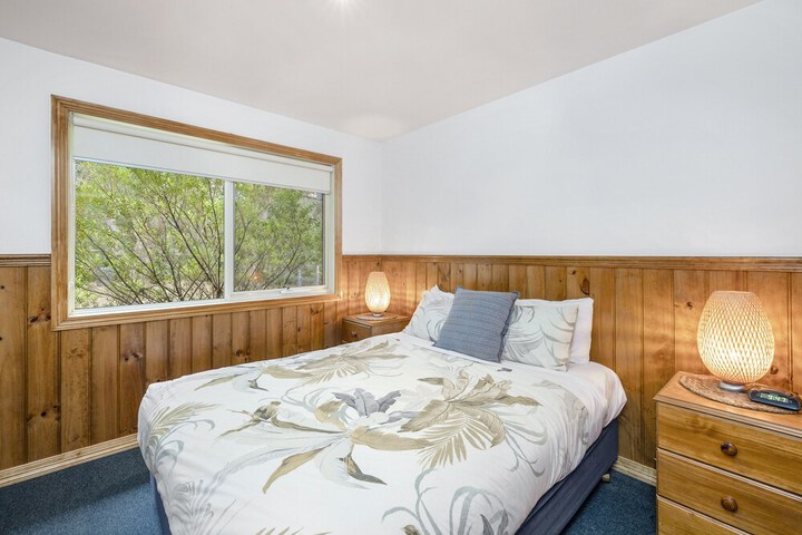 Room 3 of 41