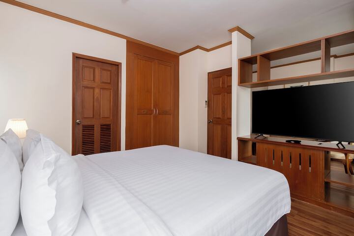 Room 5 of 58