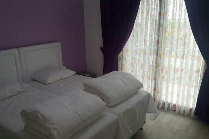 Room 15 of 82