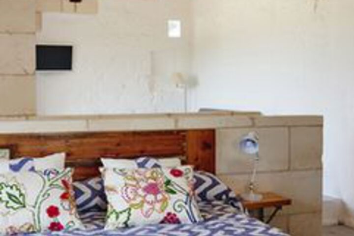 Room 15 of 29