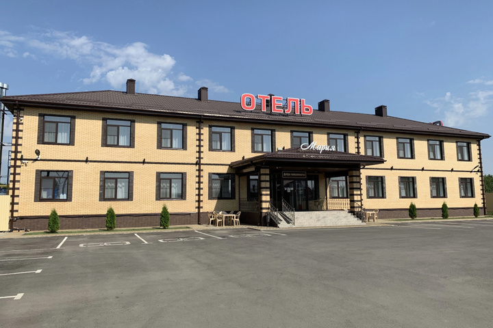Hotel 7 of 40