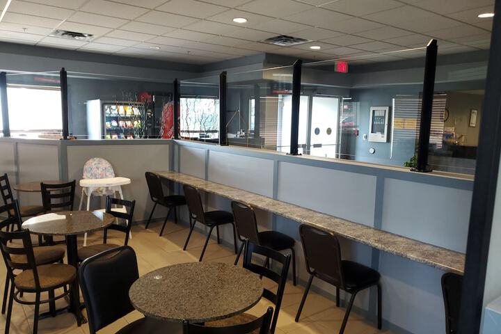 Breakfast area