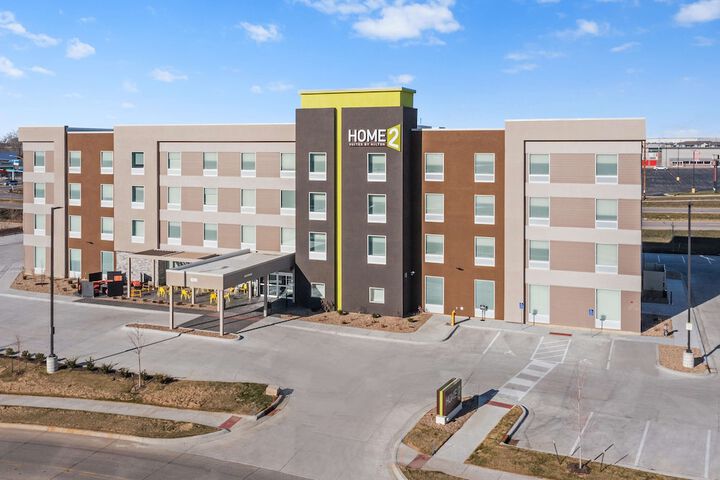 Home2 Suites by Hilton Cedar Rapids Westdale in Cedar Rapids, IA