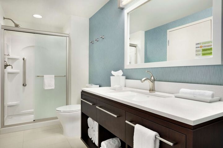 Bathroom shower