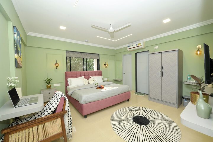Room 16 of 22
