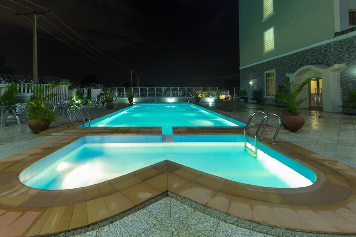 Pool 38 of 62