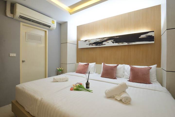 Room 26 of 110