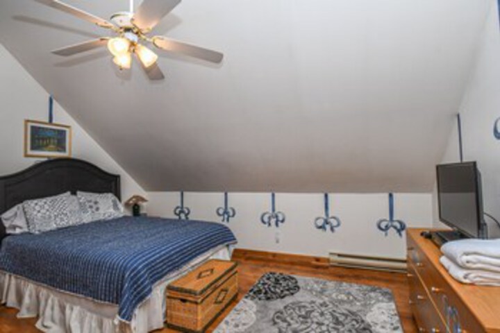 Room 34 of 34