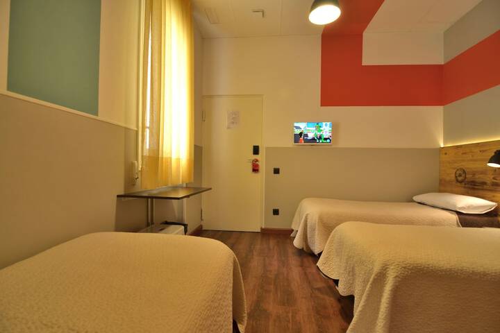Room 7 of 53