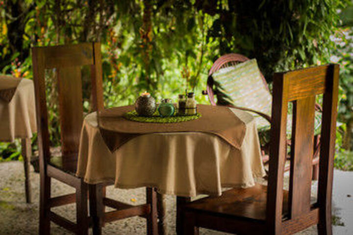 Dining 23 of 26