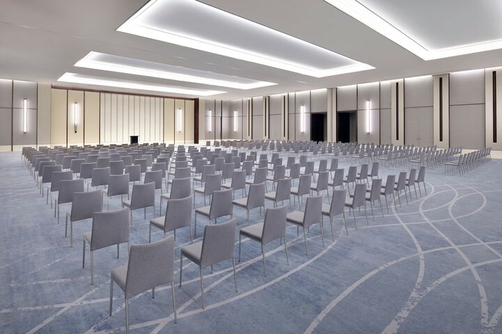 Ballroom/Hall 59 of 76