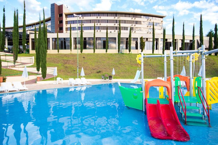 Hotel with Pool