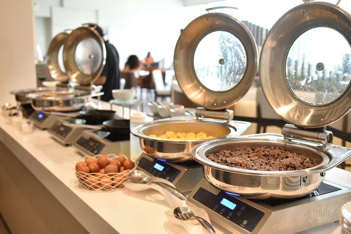 Breakfast/Coffee Service 59 of 80