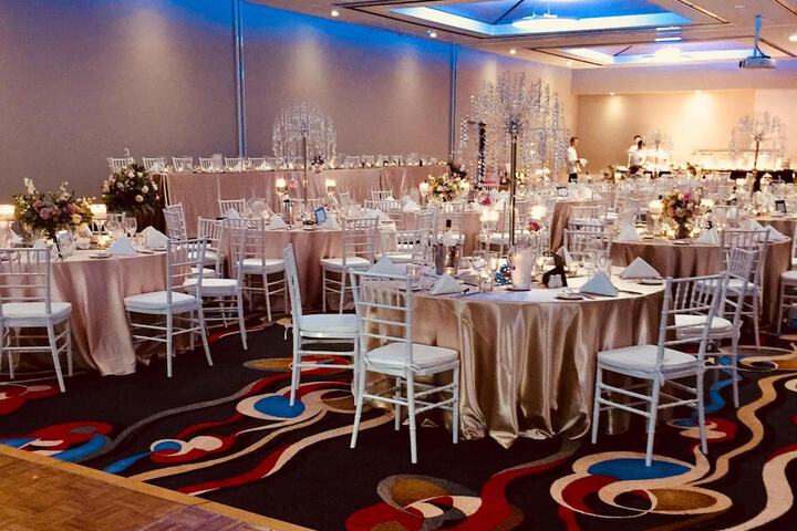 Ballroom/Hall 44 of 54