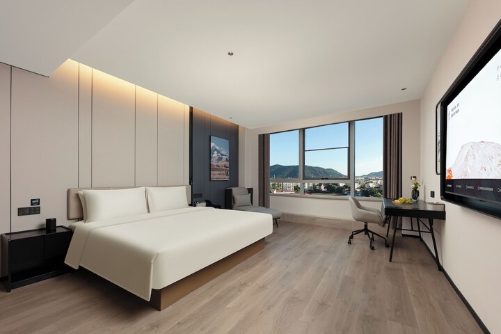 Room 12 of 56