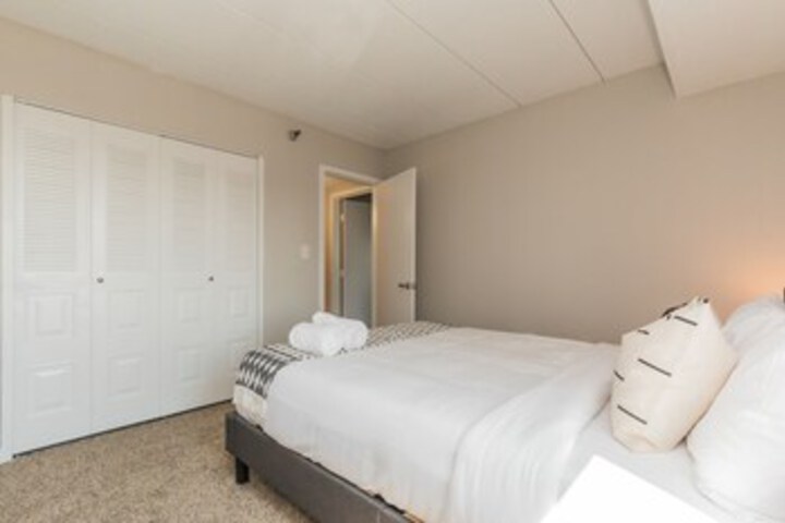 Room 195 of 307