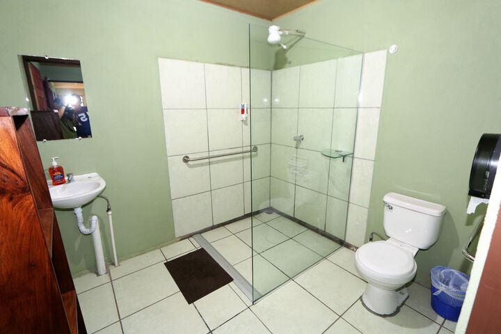 Room 7 of 31