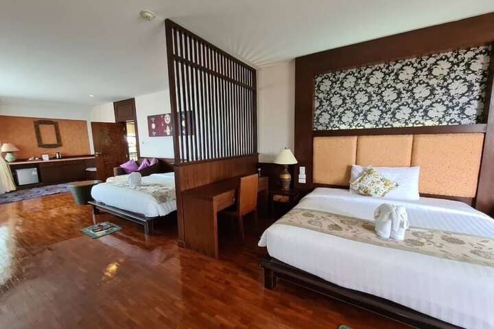 Room 18 of 63