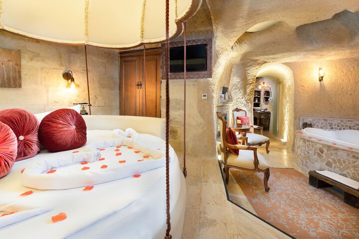 Room 21 of 106