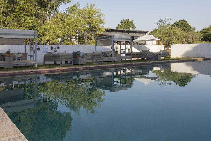 Pool 48 of 109