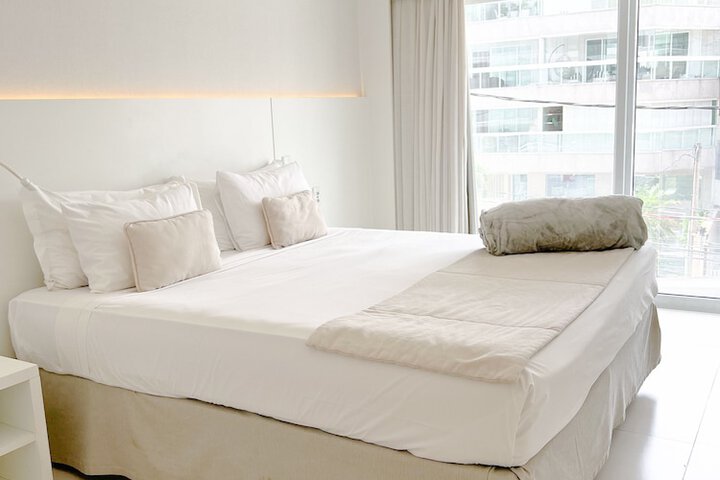 Room 16 of 79