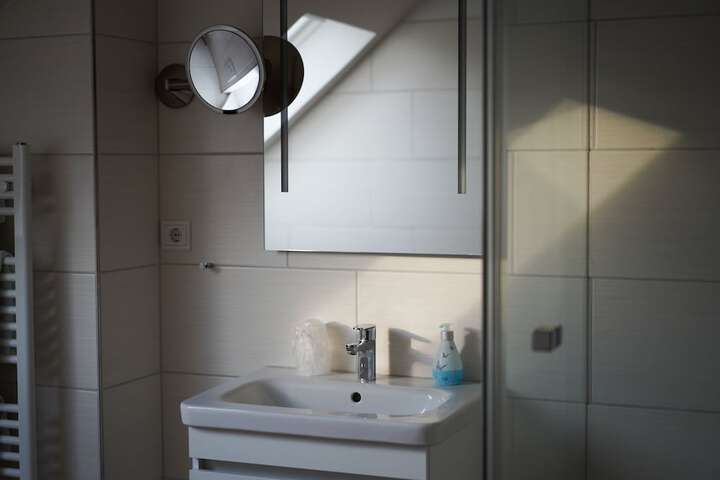 Room 74 of 92