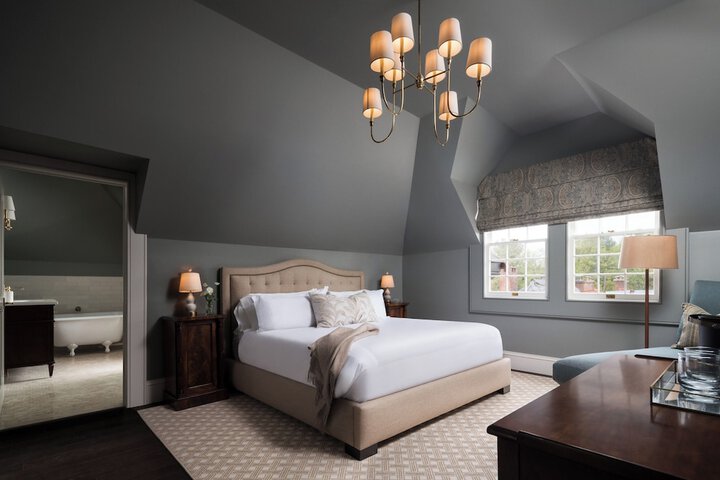 Room 3 of 15