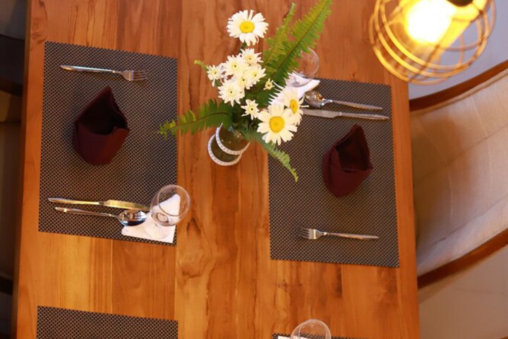 Dining 50 of 68