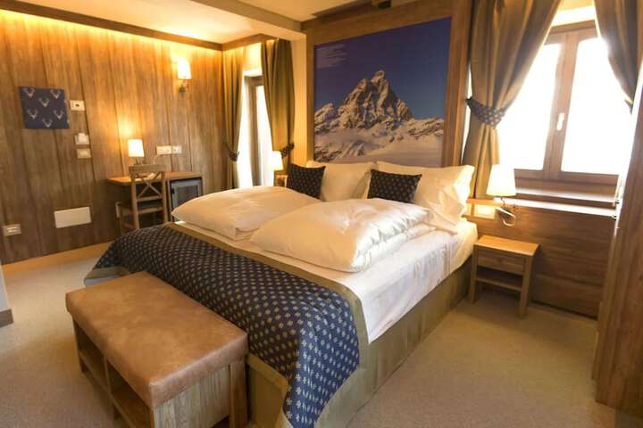 Room 7 of 20